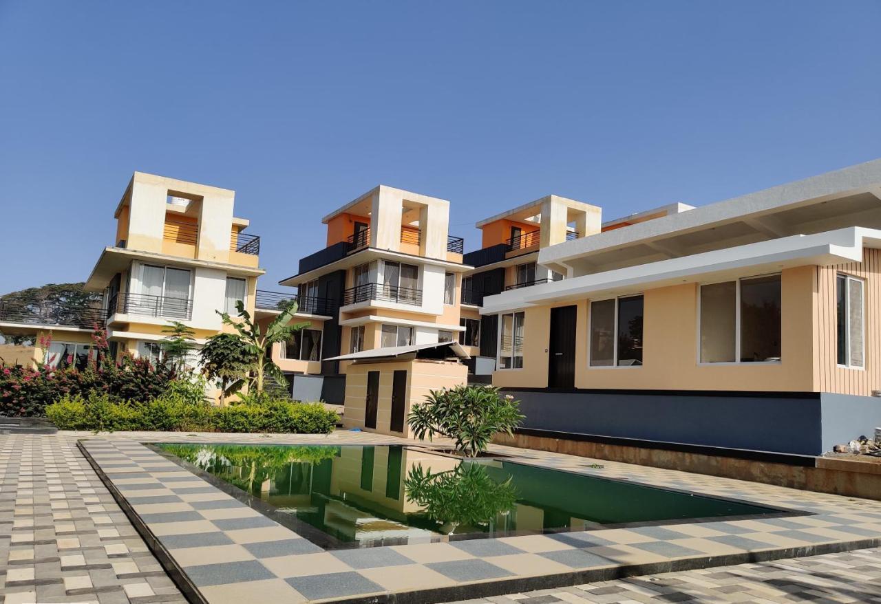 Royal Meadows - Igatpuri Bungalow B מראה חיצוני תמונה
