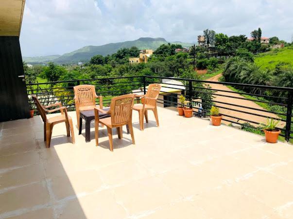 Royal Meadows - Igatpuri Bungalow B מראה חיצוני תמונה