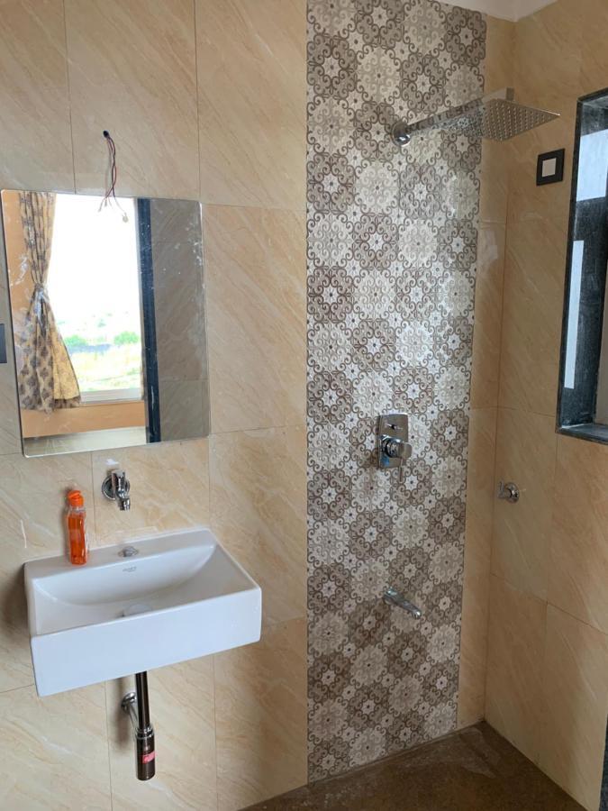 Royal Meadows - Igatpuri Bungalow B מראה חיצוני תמונה