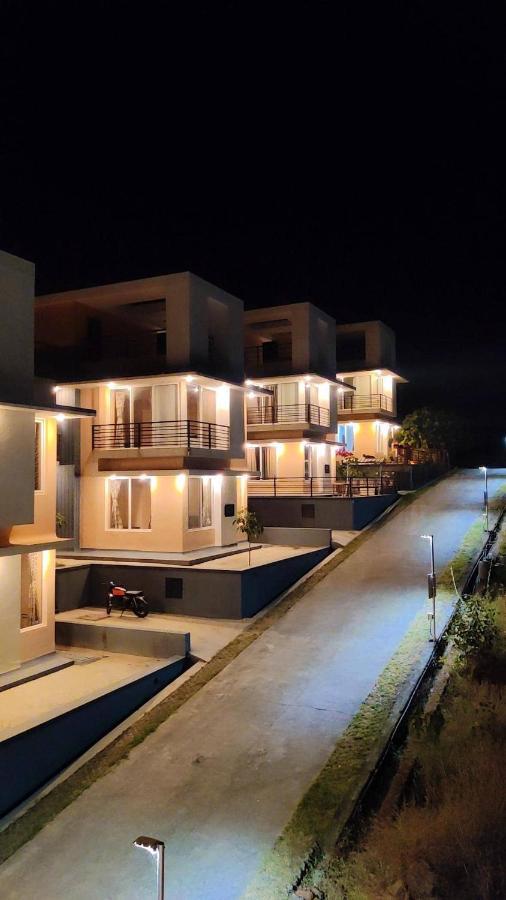 Royal Meadows - Igatpuri Bungalow B מראה חיצוני תמונה