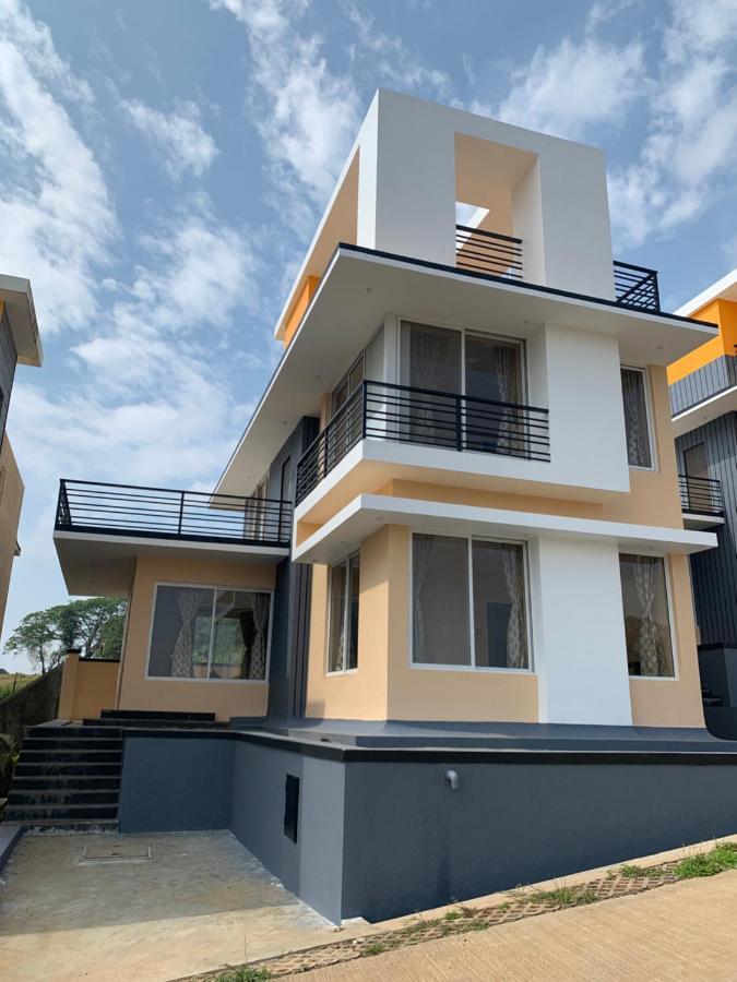 Royal Meadows - Igatpuri Bungalow B מראה חיצוני תמונה