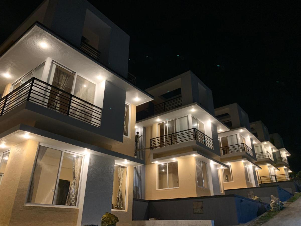 Royal Meadows - Igatpuri Bungalow B מראה חיצוני תמונה
